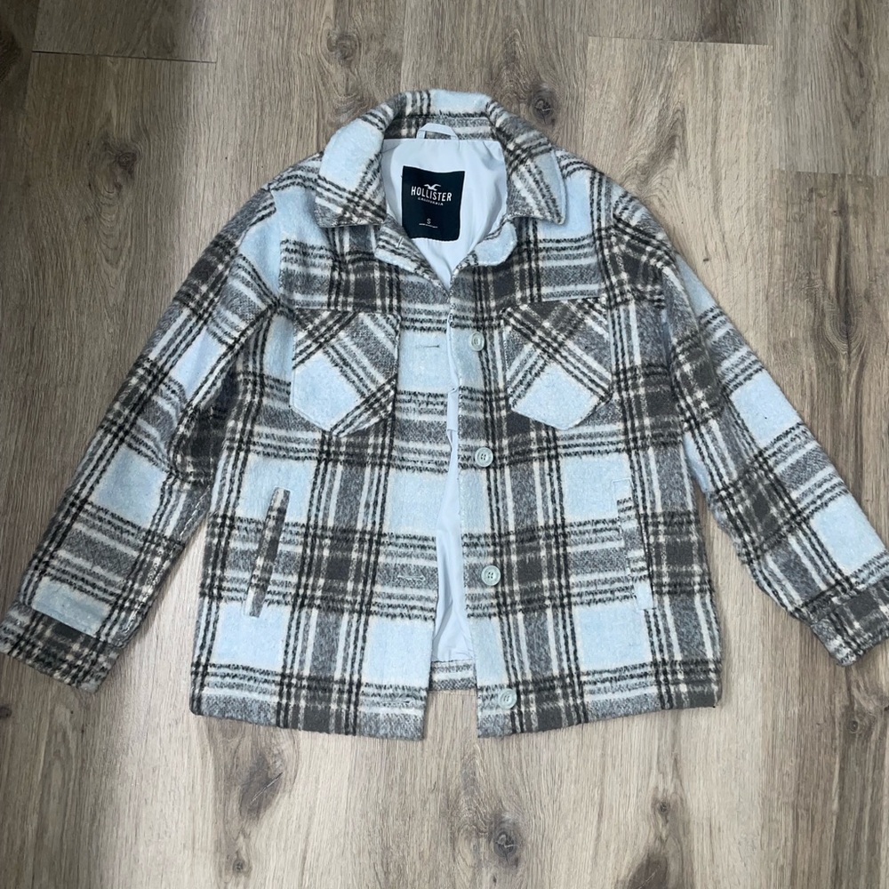 Hollister Plaid oversized shacket